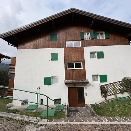 Casa Verde, With Balcony And Mountain View Cortina d'Ampezzo